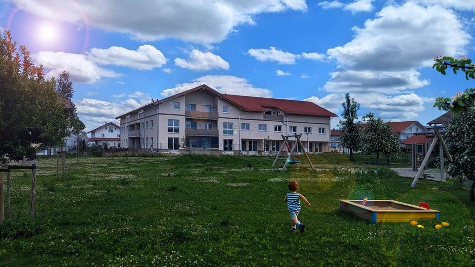 Erstbezug 3-Zimmer-Wohnung im Vierseithof: Whg. 30 mit EBK, Terrasse, Garten und Tiefgarage 3 zimmer