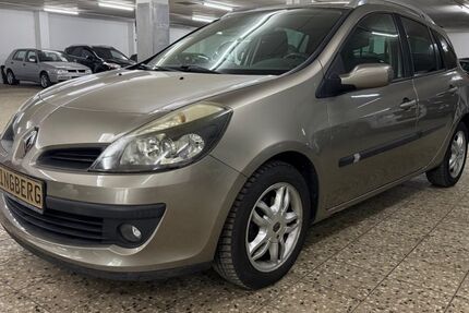 Renault Clio 104.000 km 3.098 &euro; Suhl 98528
