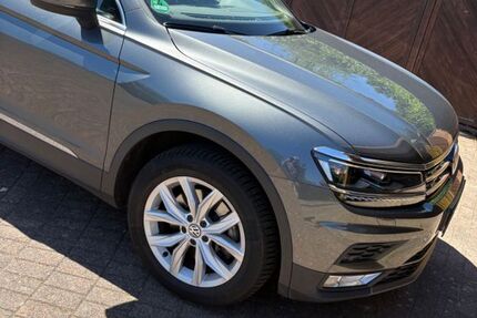 VW Tiguan 103.000 km 19.500 &euro; Kellinghusen 25548