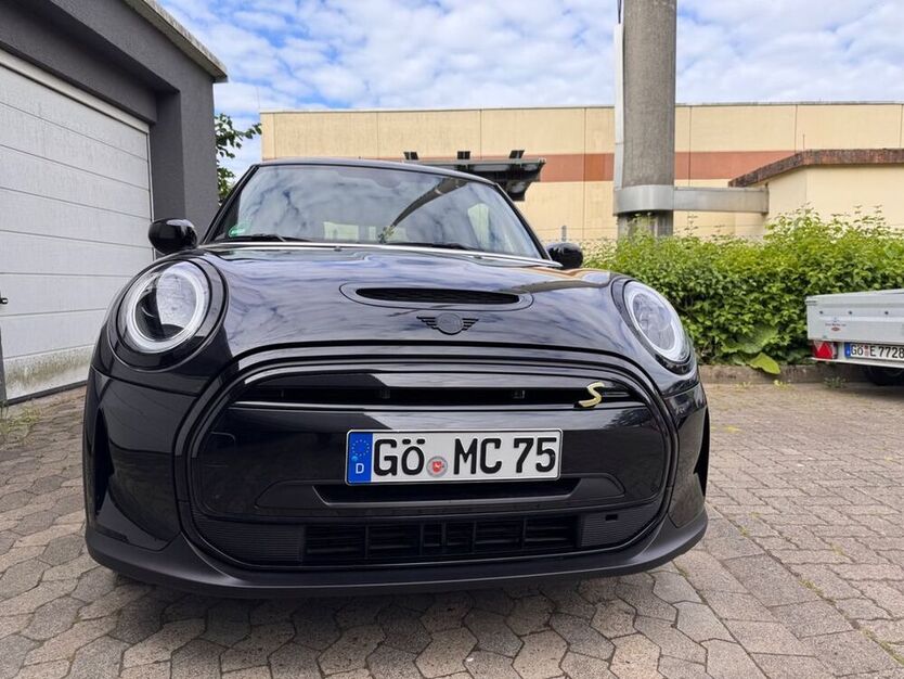 Cooper SE