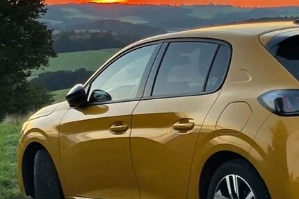 Peugeot 208 59.800 km 10.800 &euro; Pösing 93483