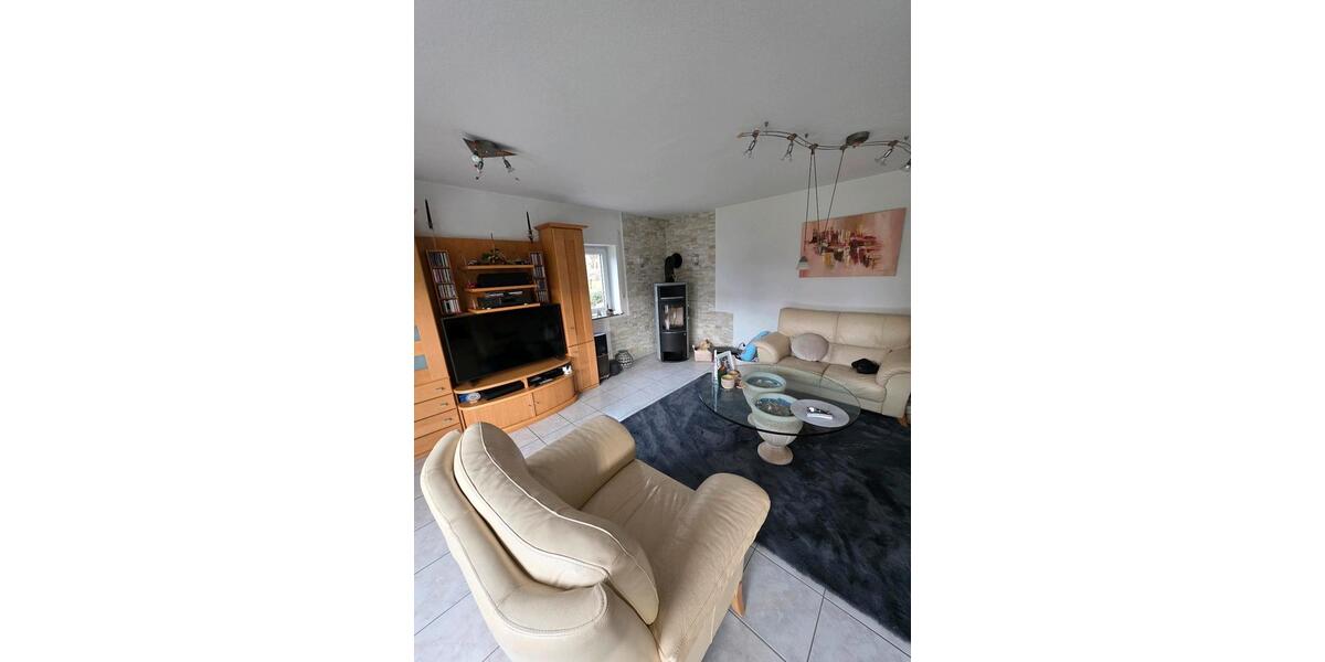 Einfamilienhaus Rösrath - 2 Zimmer, 154 m&sup2;, 2.400&euro; | Angebot:25958899