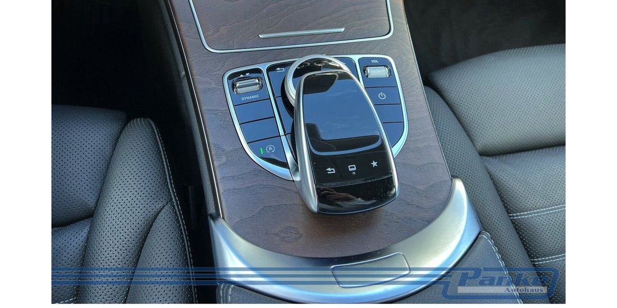 Mercedes-Benz C 250 C -Klasse*LED*Navi*R+F-Cam*Leder*Belüftete 87.057 km 19.980 € Berlin 13187