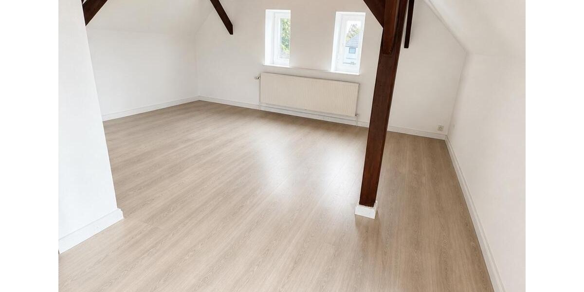Etagenwohnung Husum - 2 Zimmer, 79 m&sup2;, 650&euro; | Angebot:26415341