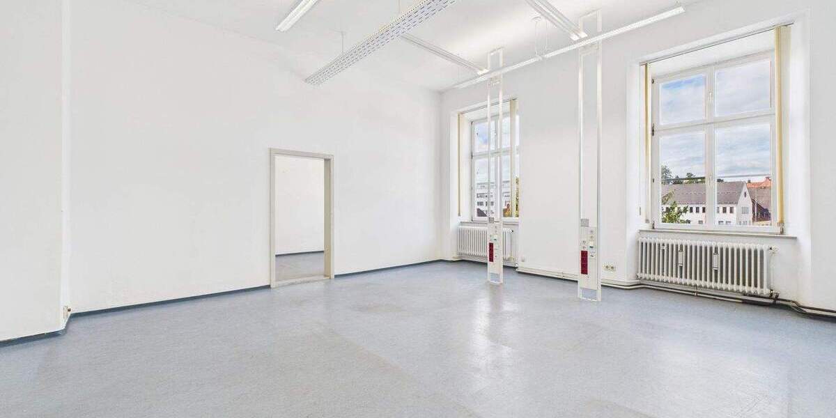 Gewerbeobjekt Ebersberg - 7 Zimmer, 2.200&euro; | Angebot:25747221