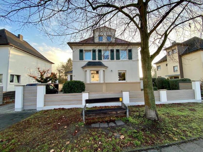 Ansprechende 5,5-Zimmer-Villa + EBK in Sankt Augustin Mülldorf