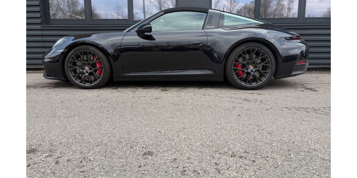 Porsche 992 3.800 km 177.800 &euro; Passau 94032