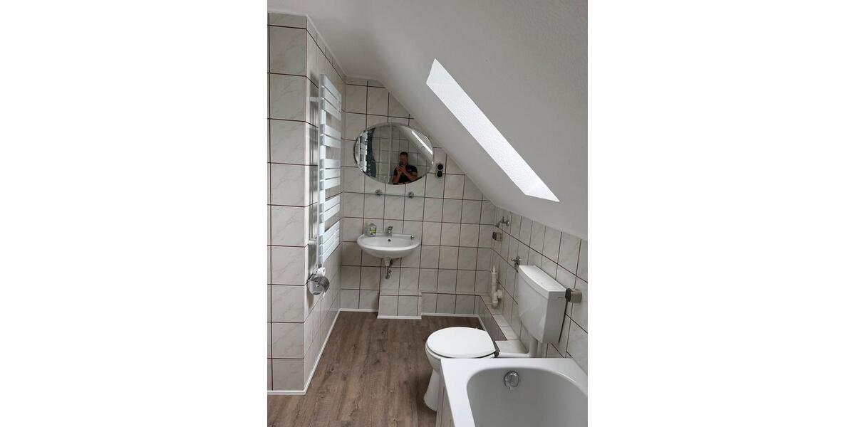 Mehrfamilienhaus, Wohnhaus Reichshof - 5 Zimmer, 135 m&sup2;, 275.000&euro; | Angebot:26906435