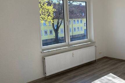 Wohnung Salzgitter Lebenstedt - 3 Zimmer, 48 m&sup2;, 287&euro; | Angebot:26908413