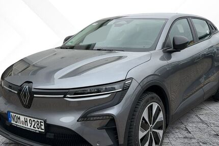 Renault Megane E-TECH 27.300 km 24.995 &euro; Göttingen 37077