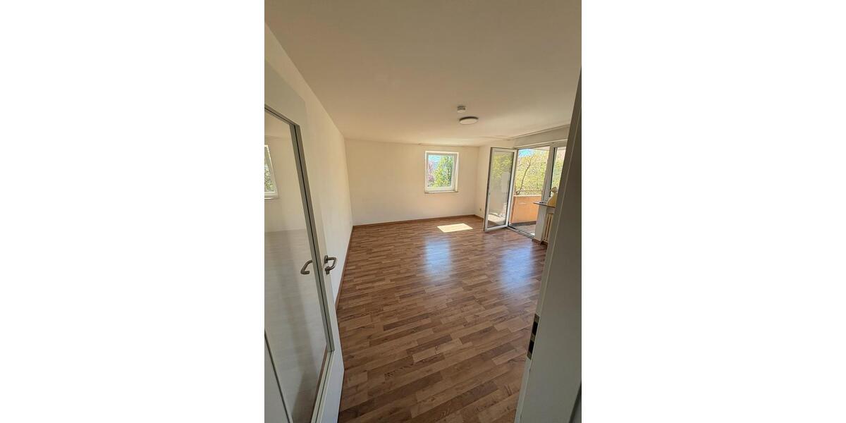 Etagenwohnung Erlangen Am Anger - 1 Zimmer, 35 m&sup2;, 570&euro; | Angebot:26395840
