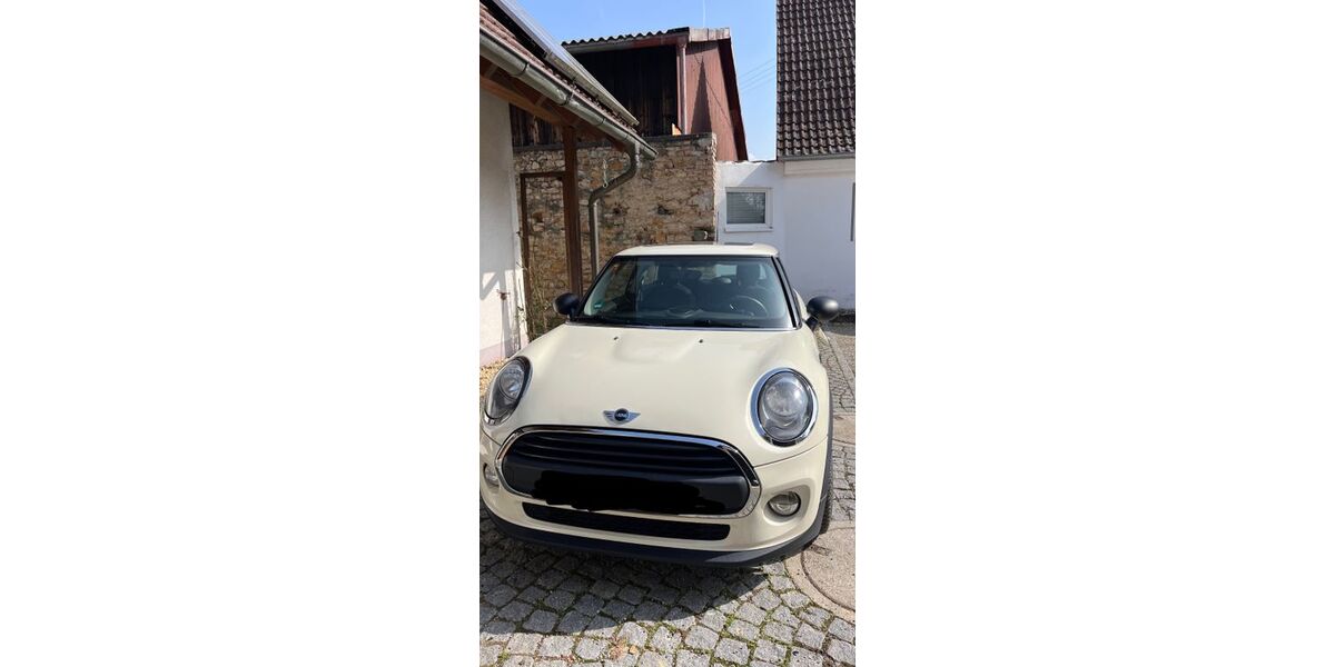 Mini ONE 97.000 km 8.990 &euro; Eschbach 79427