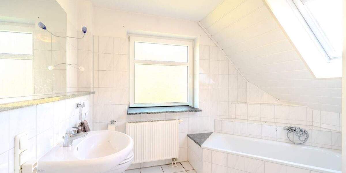 Einfamilienhaus Bad Salzdetfurth Lechstedt - 3 Zimmer, 120 m&sup2;, 400.000&euro; | Angebot:25469117