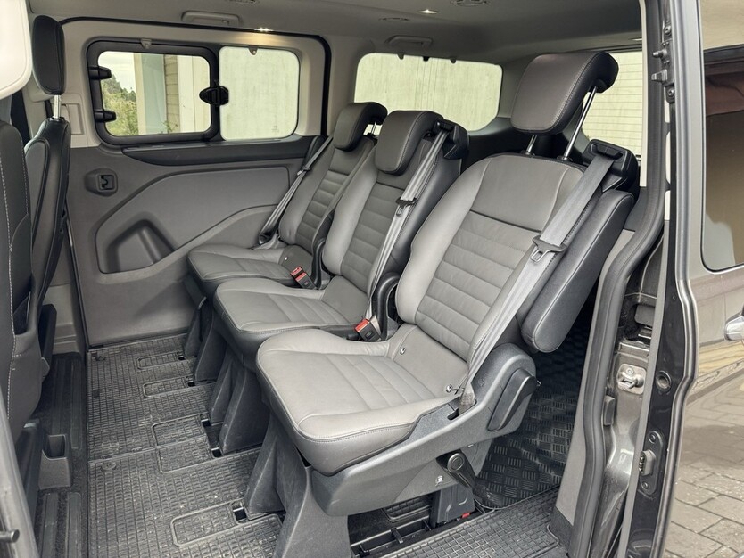 Ford Tourneo Custom Bus 40.000 km 40.000 € Warburg 34414