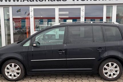 VW Touran 186.751 km 2.470 &euro; Winsen (Luhe) 21423