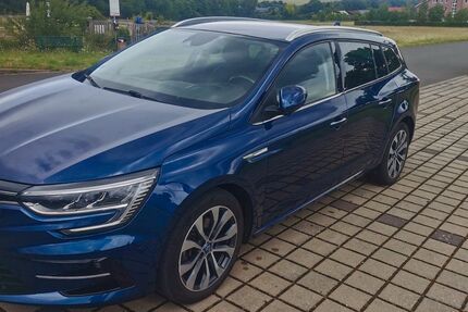 Renault Megane E-TECH 40.800 km 22.650 € Borchen. 33178