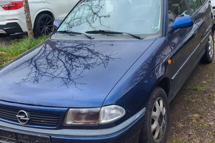 Opel Astra 160.000 km 900 &euro; Oberotterbach 76889