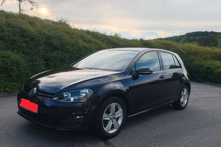 VW Golf 126.448 km 9.300 &euro; Miltach 93468