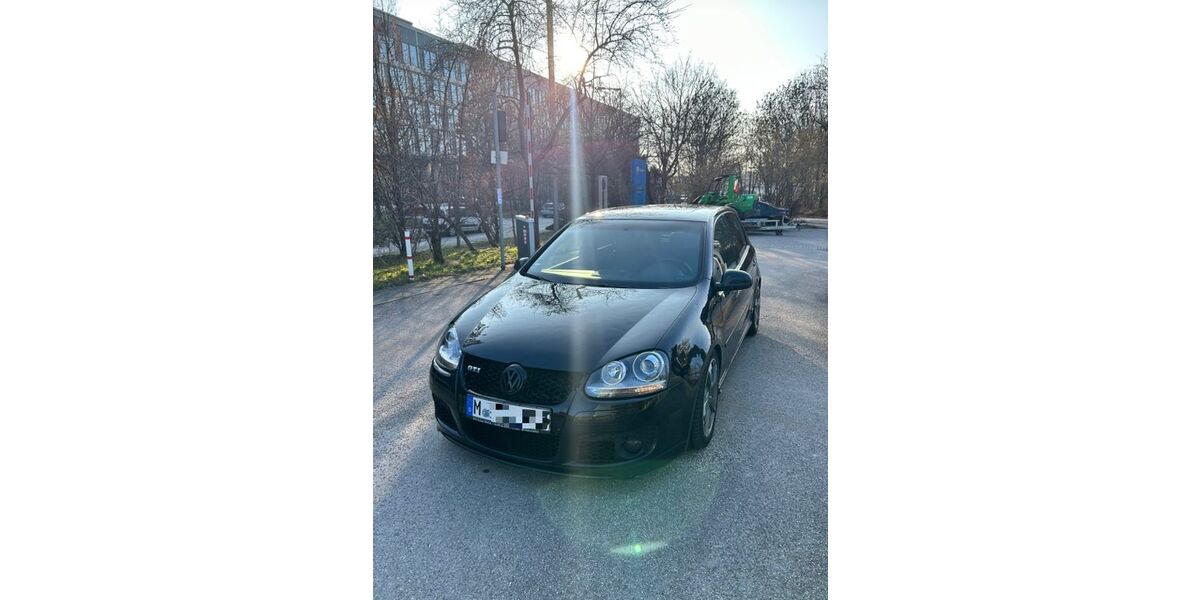 VW Golf 256.000 km 5.500 &euro; München 80797