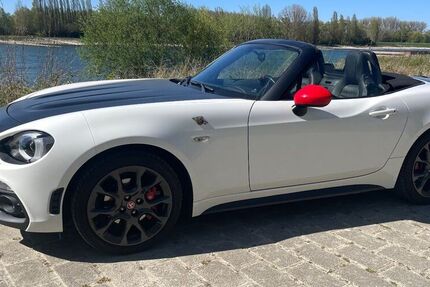 Abarth 124 Spider