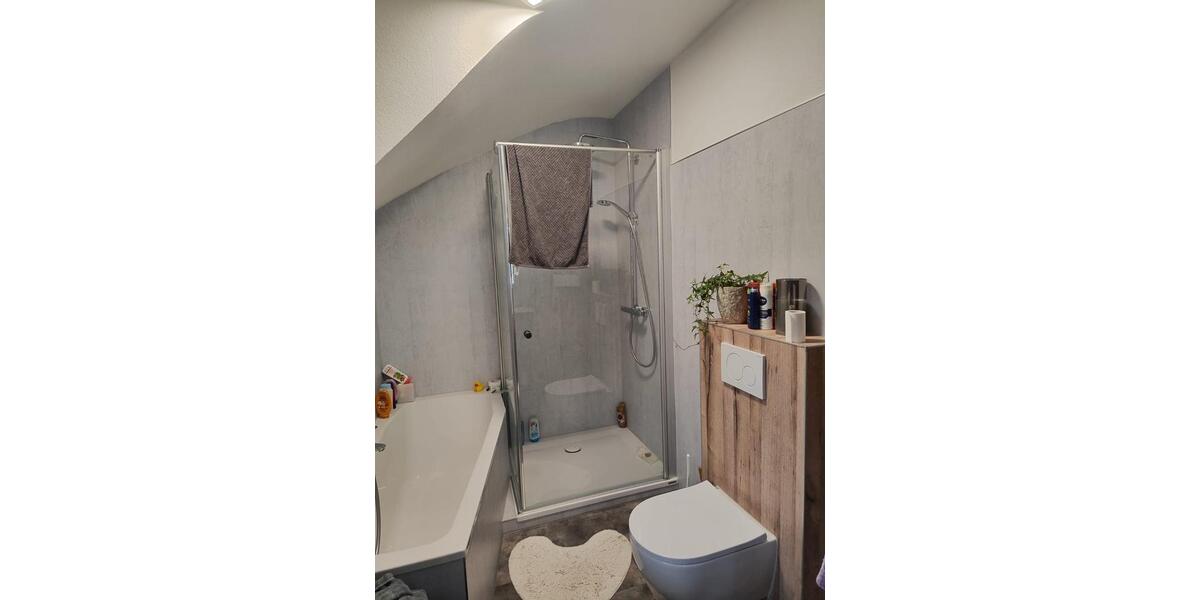 Doppelhaushälfte Würzburg Dürrbachau - 5 Zimmer, 112 m&sup2;, 1.450&euro; | Angebot:26177081