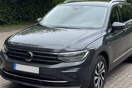 VW Tiguan 25.198 km 25.900 &euro; Lübeck 23568