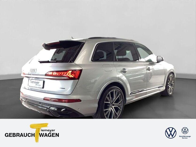 Q7