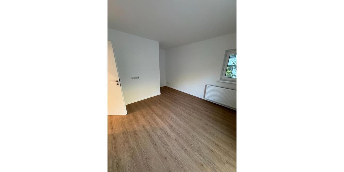 Erdgeschoßwohnung Stuttgart Stuttgart-Süd - 3 Zimmer, 60 m&sup2;, 530&euro; | Angebot:26656546