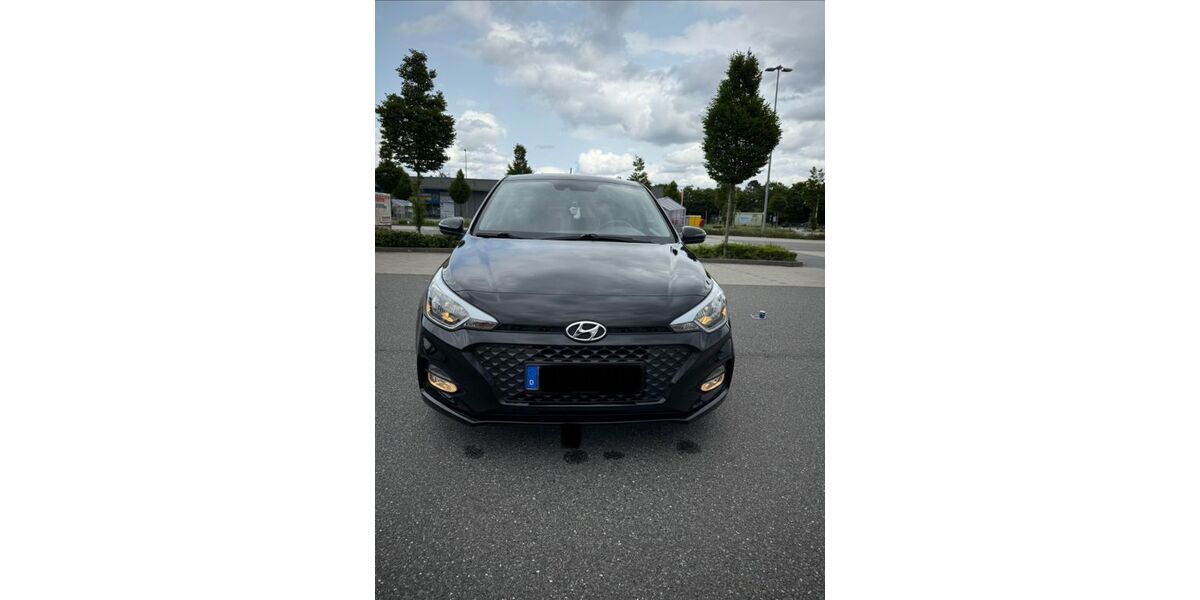Hyundai i20 31.000 km 11.300 &euro; Appen 25482