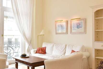 Zimmer Bonn Poppelsdorf - 2 Zimmer, 1.150&euro; | Angebot:26933492