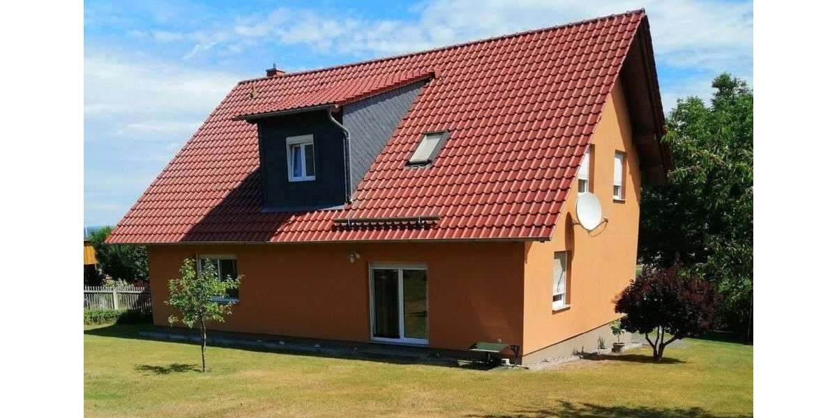 geräumiges 1-2 Familienhaus mit großem Garten und super Wohnlage - Einfamilienhaus Saalfeld/Saale Saale | Angebot:26384576