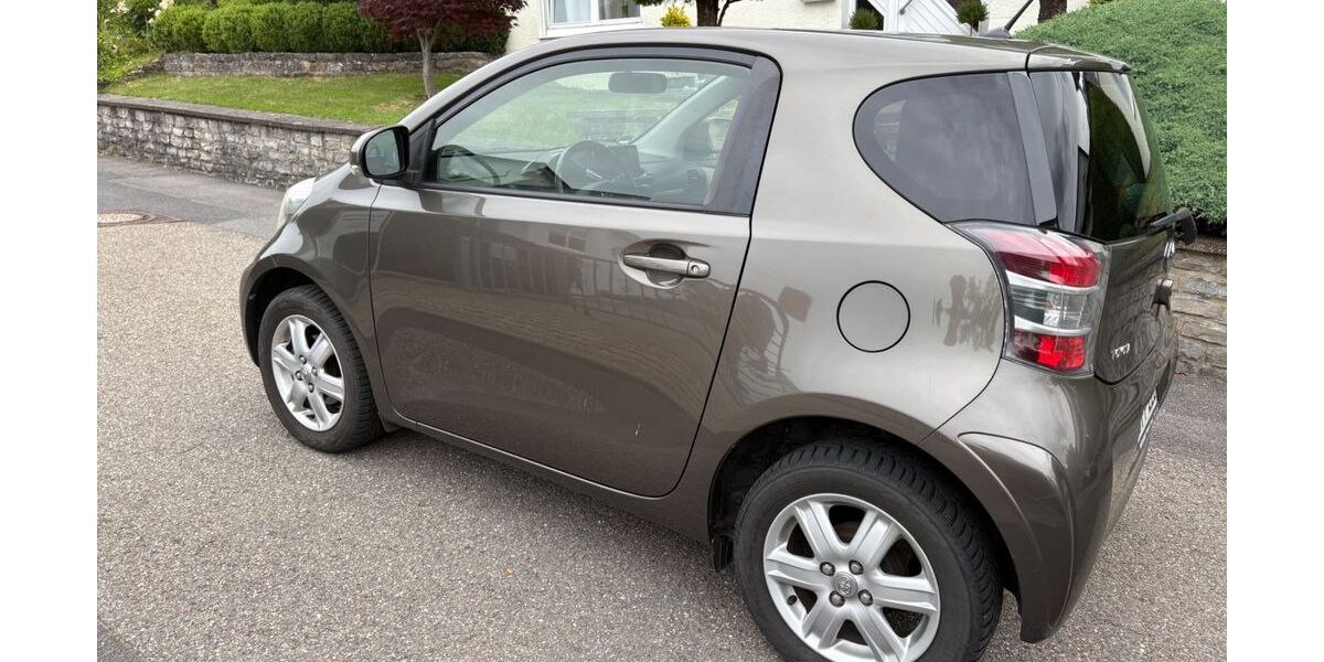 Toyota IQ 225.000 km 2.900 &euro; Möckmühl 74219