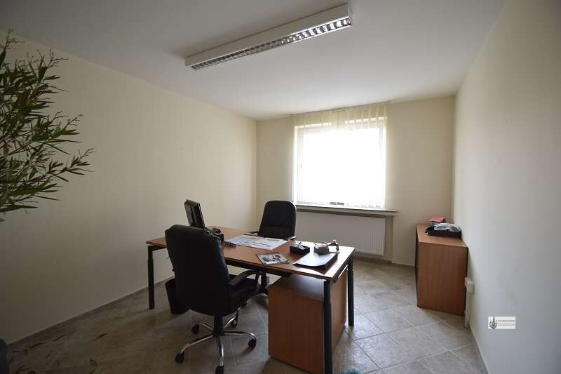 Hauptverkehrsstr. Sulingen: Bürohaus+Gewerbehalle teilbar schnelle Datenleitung+ viele Parkplätze - Gewerbeobjekt Sulingen | Angebot:25416947