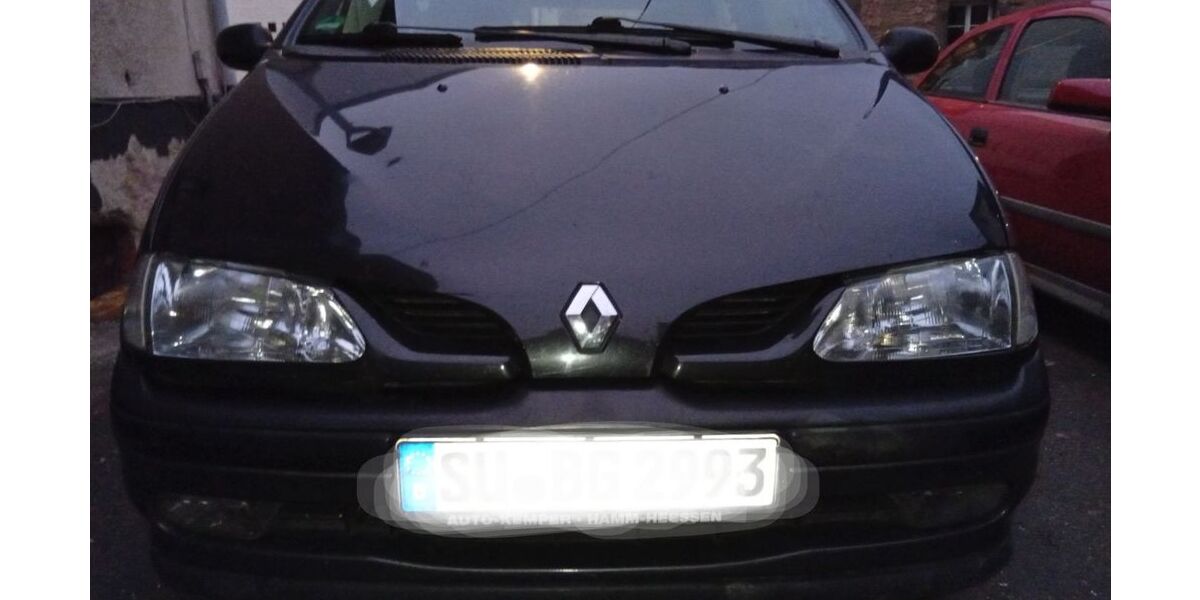 Renault Scenic 194.500 km 900 &euro; Niederzissen 56651