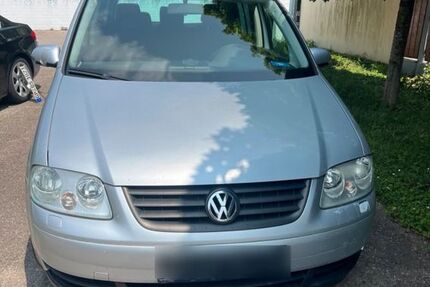 VW Touran 278.000 km 1.990 &euro; Süßen 73079