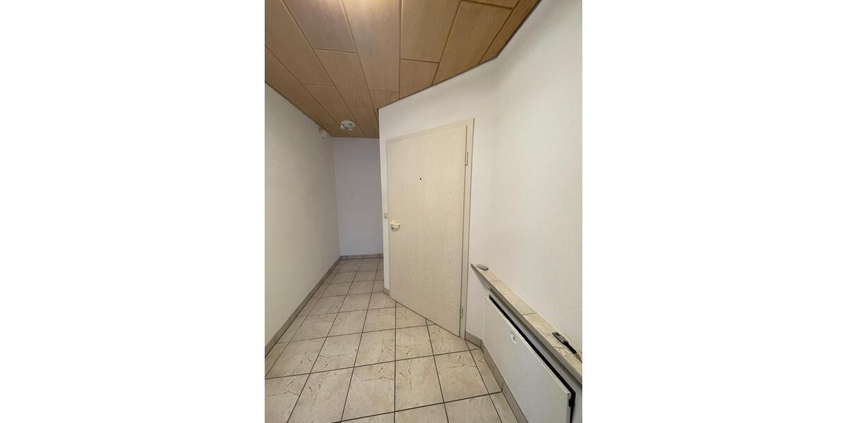 Erdgeschoßwohnung Reutlingen Reutlingen (Kernstadt) - 3 Zimmer, 75 m&sup2;, 900&euro; | Angebot:24801977