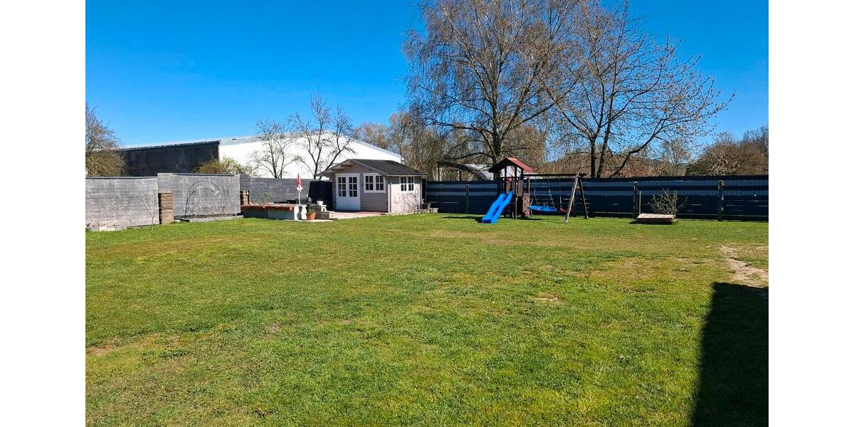 Bungalow Stadtoldendorf - 2.5 Zimmer, 98 m&sup2;, 255.000&euro; | Angebot:26418589
