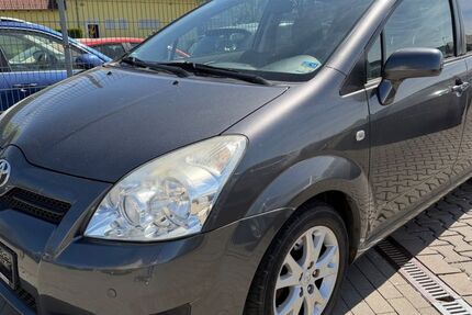 Toyota Corolla Verso 145.000 km 4.999 &euro; Büdingen 63654