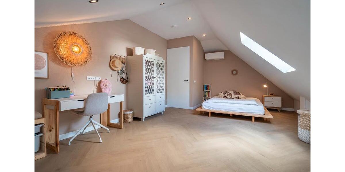 Einfamilienhaus Aachen Aachen-Mitte - 9 Zimmer, 248 m&sup2;, 869.000&euro; | Angebot:26693847