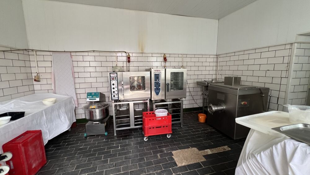 Wohnhaus mit Ladengeschäft im Erdgeschoss in zentraler Lage - Reihenmittelhaus Rochlitz | Angebot:23815623