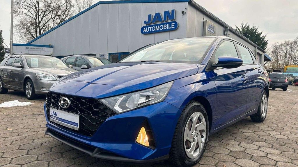 Hyundai i20 28.360 km 14.899 &euro; Elmshorn 25335