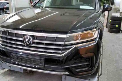 VW Touareg 38.899 km 47.450 € Eltville 65343