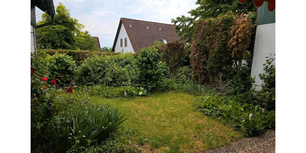 Reihenhaus Hohenroth - 9 Zimmer, 181 m&sup2;, 325.000&euro; | Angebot:26780713