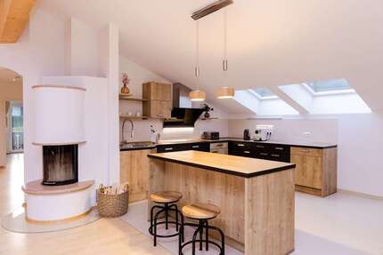 Wohnung Murnau am Staffelsee - 3 Zimmer, 171 m&sup2;, 2.500&euro; | Angebot:22222503