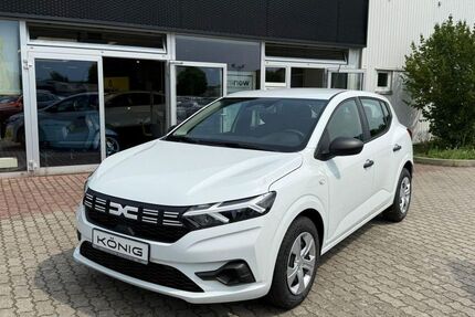 Dacia Sandero 2.563 km 14.090 &euro; Berlin 10829