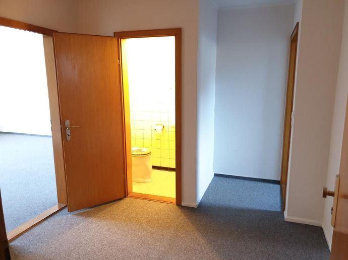 Dachgeschoßwohnung Jever - 2 Zimmer, 61 m&sup2;, 475&euro; | Angebot:26645684