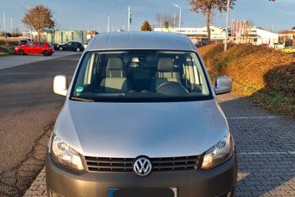 VW Caddy 225.000 km 6.200 &euro; Oschatz 04758