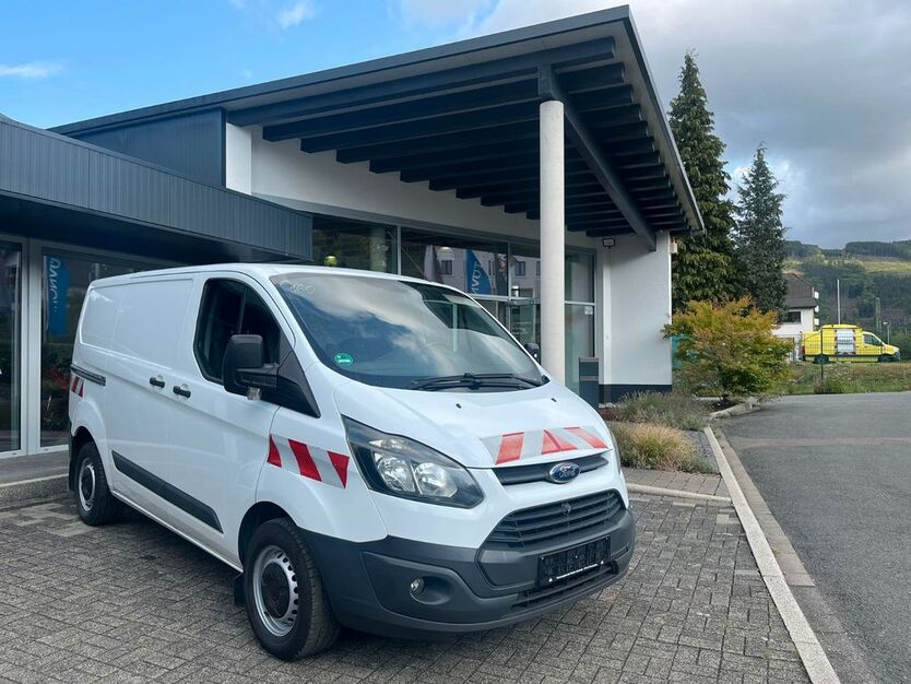 Ford Transit Custom 223.000 km 9.990 € Finnentrop 57413