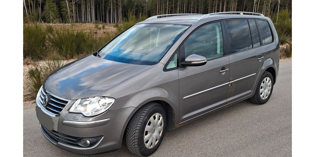 VW Touran 264.000 km 4.199 &euro; Pösing 93483