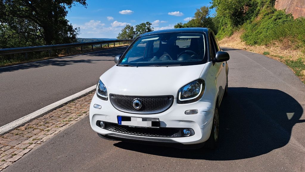 Smart ForFour 98.300 km 6.850 &euro; Schwarzerden 55629